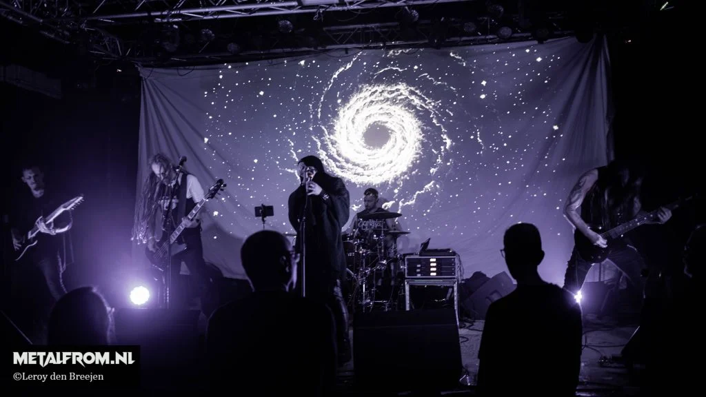 The Answer Lies In The Black Void live in DB's in Utrecht
