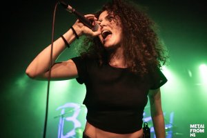 bigmoth color (23 van 35).jpg