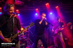 Concert-Omstander-SisterMay-Dynamo-Eindhoven-2026-4.jpg