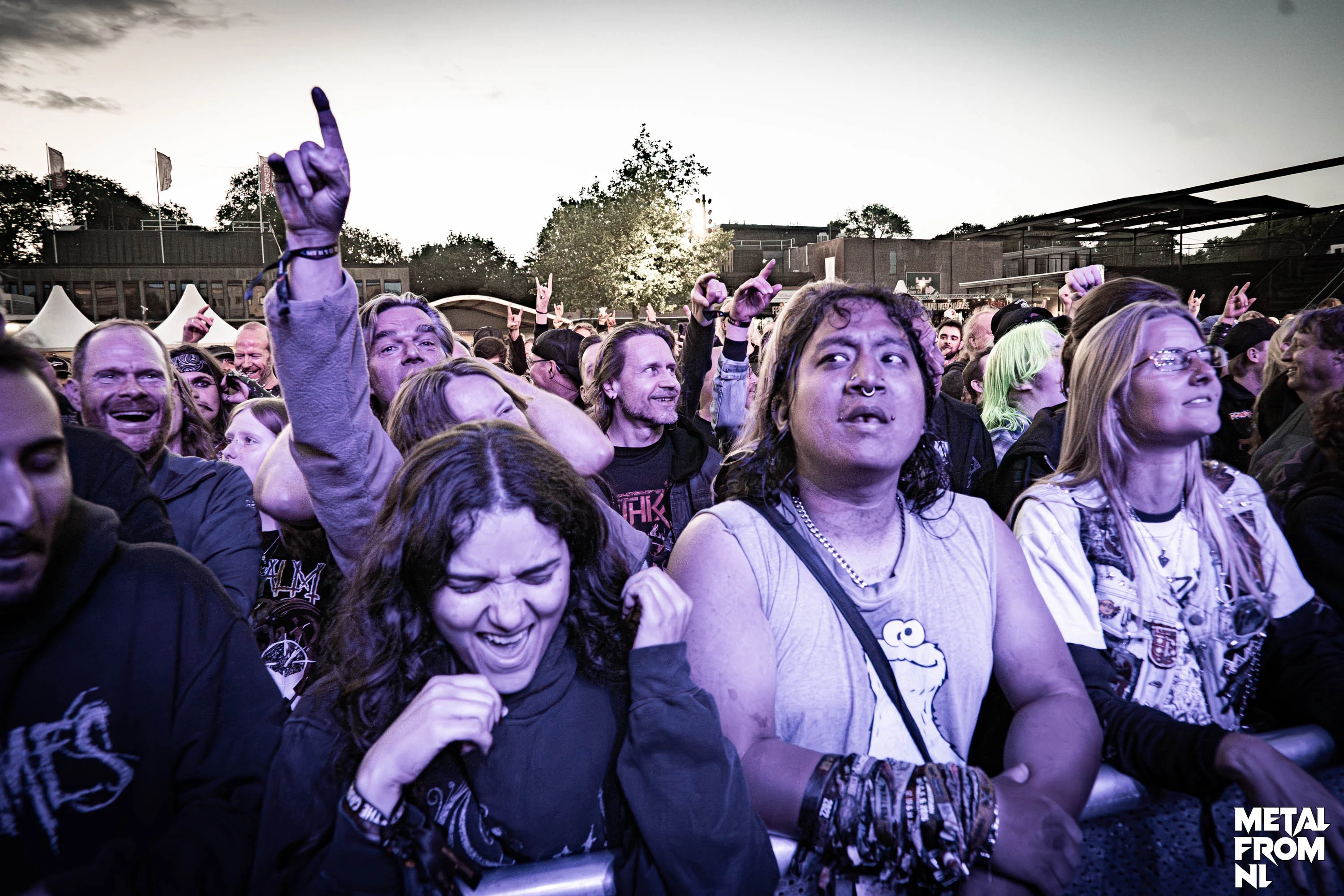 IntoTheGrave - Crowd pics